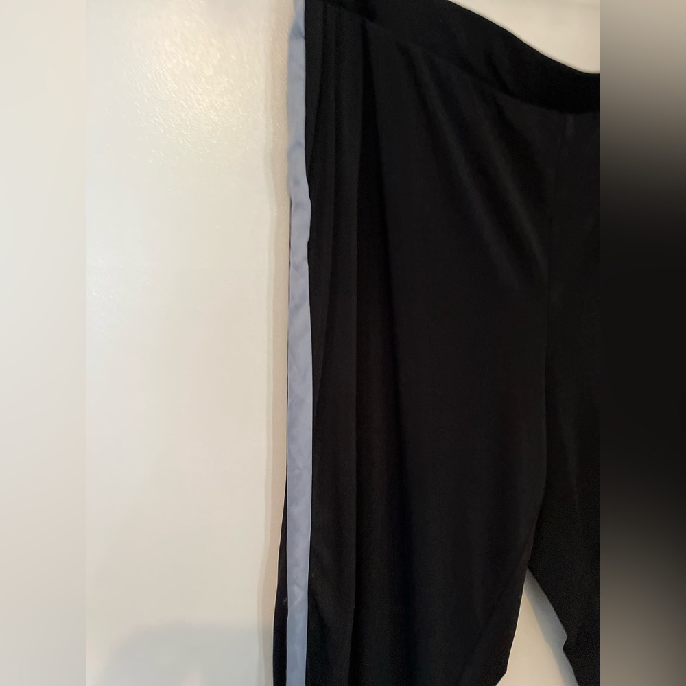 Boutique Black Athletic Pants w/ Grey Stripe & Pockets - 2X - Picture 4 of 7